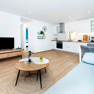 https://giannis-central-apartment-in-rovinj.in-istria.net